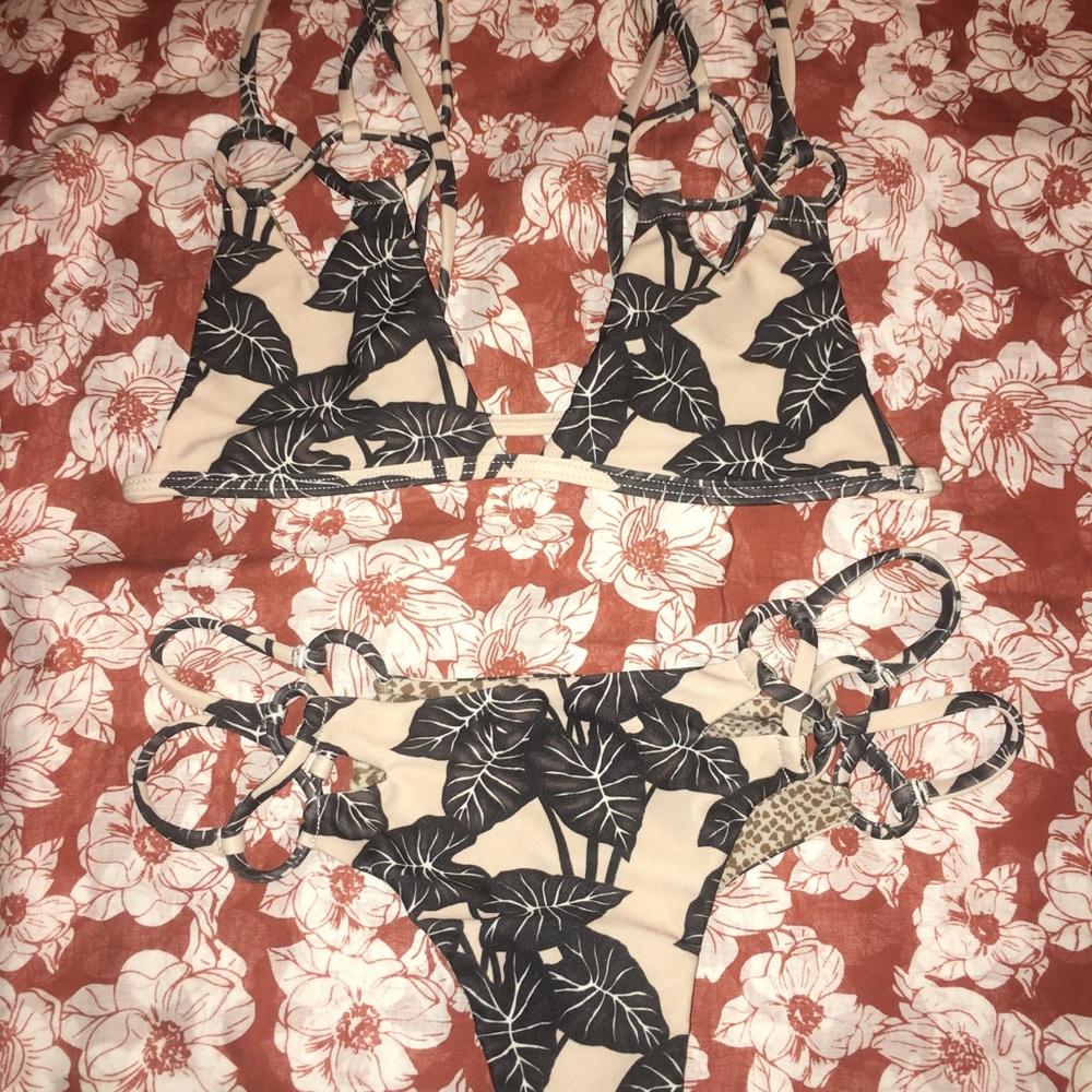 Acacia black elephant set - Picture 2 of 3